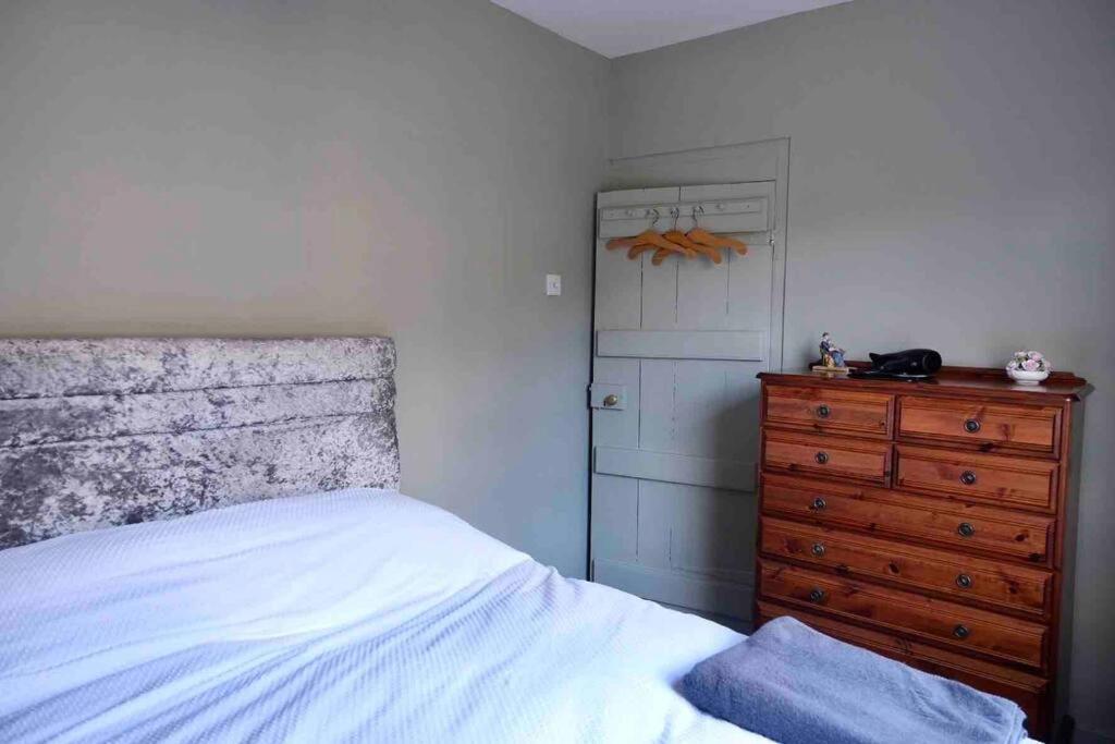 Regency 10 Minutes From Centre Apartment