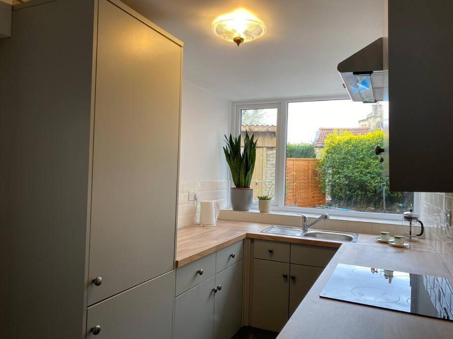 Apartment Regency 10 Minutes From Centre *